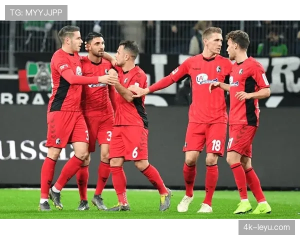 技术复盘:通过球员追踪热图分析弗赖堡队为何能在对阵多特时控制中场